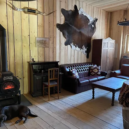 Els-kwatawa Ranch Cowboy Cabin
