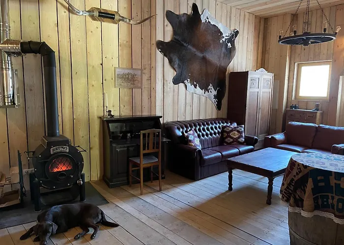 Els-kwatawa Ranch Cowboy